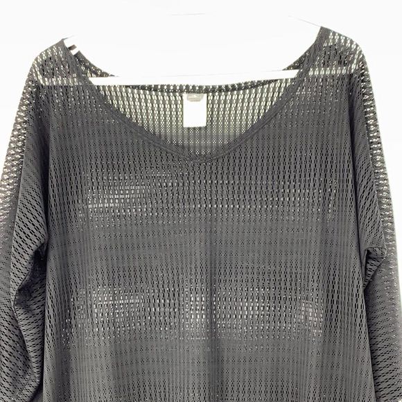 O'neill Swim Cover Size XL Net Black 3/4 sleeve Light weight v-neck 3271 - Picture 2 of 14